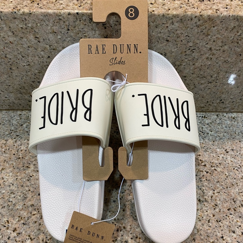 NWT Rae Dunn size 8!Bride slides/sandals